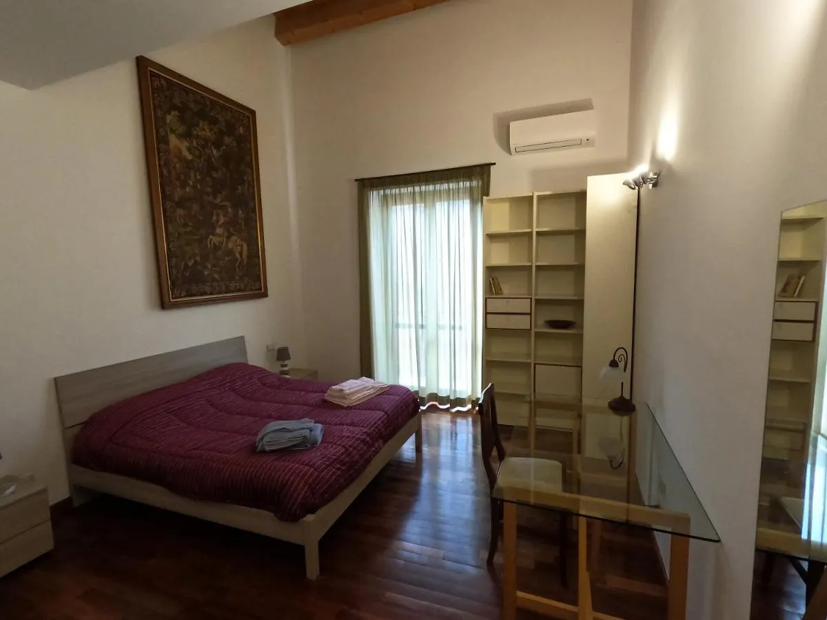 Suite Franziska Lift & Ac A Ballaro Palermo